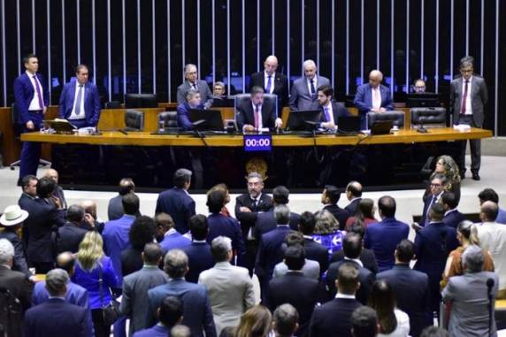 De acordo com a proposta do relator André Figueiredo (PDT-CE), Ministério da Saúde poderá utilizar a telemedicina para a perícia