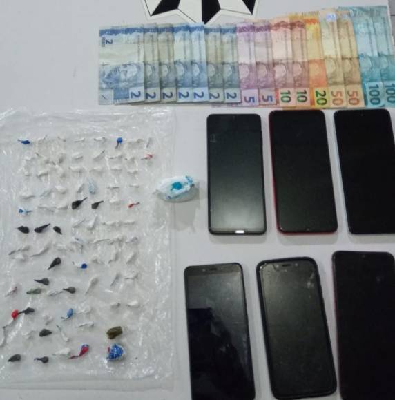 Polícia Civil cumpre mandados de busca em Ijuí, com prisão de mulher por tráfico de drogas e apreensão de objetos  - foto 2