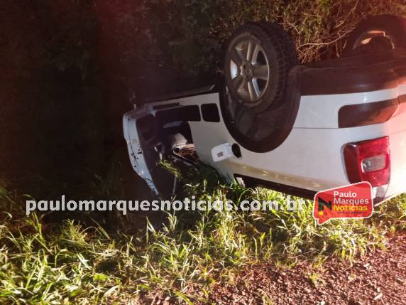 Capotagem de veículo deixa homem ferido na RS-342 em Independência - foto 4
