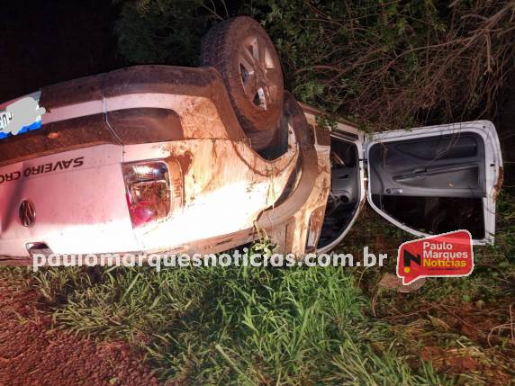Capotagem de veículo deixa homem ferido na RS-342 em Independência - foto 3