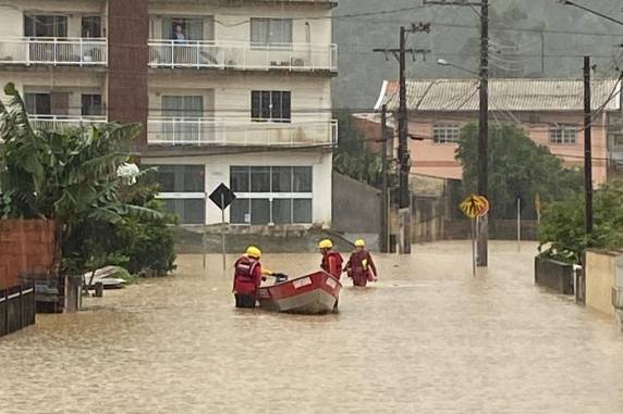 Defesa Civil de SC eleva para 131 número de municípios atingidos pela chuva intensa dos últimos dias - foto 2