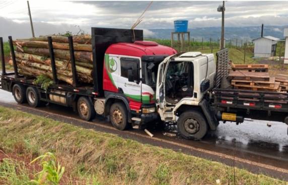 O fato aconteceu no trecho da rodovia entre Vista Gaúcha e Tenente Portela.