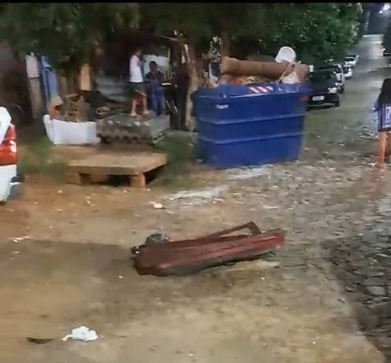Motorista fica ferido após bater veículo em contêiner, em Ijuí - foto 3