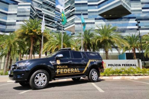 Polícia ainda cumpriu 25 mandados de busca em nove cidades de quatro Estados e do Distrito Federal; cinco funcionários da agência foram afastados