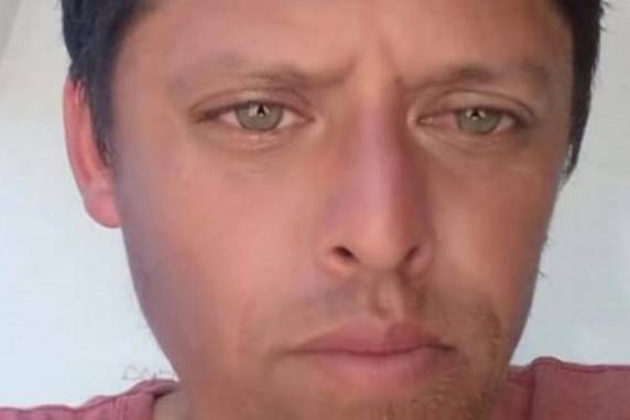 Segundo o irmão, Patrício Ibner de Barcelos, 37 anos, vestia moletom cinza com as mangas pretas, calça cinza de moletom e tênis preto quando desapareceu