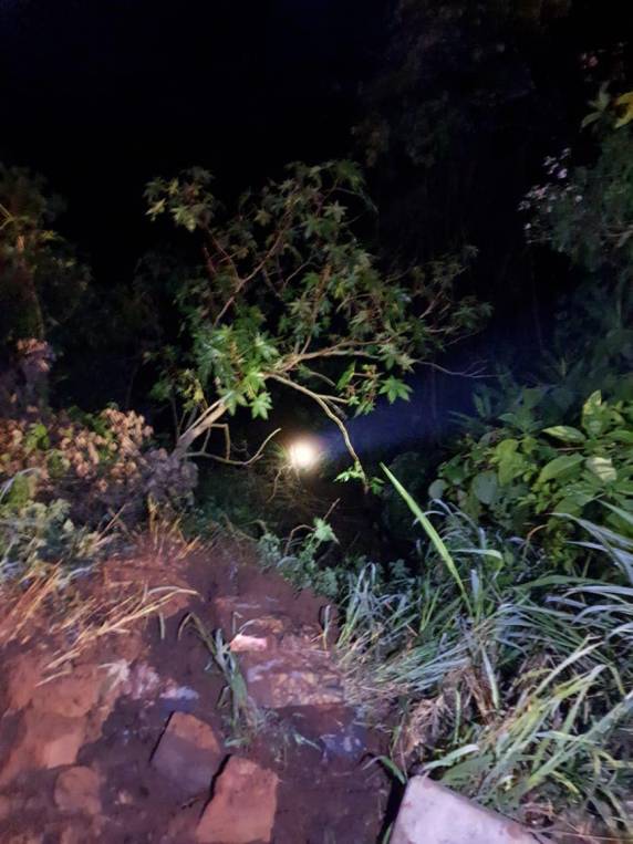 As causas do acidente estão sendo investigadas pela polícia.