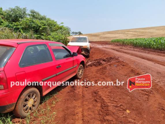 Colisão frontal entre dois veículos em estrada de chão batido, deixa uma pessoa ferida em Independência - foto 5
