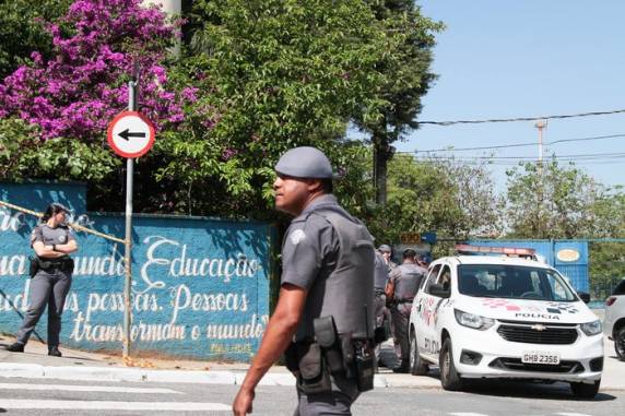 Aluno do Ensino Médio teria efetuado os disparos
