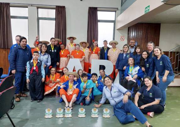 Apae de Três de Maio conquista seis premiações no X Festival Regional Nossa Arte - foto 2