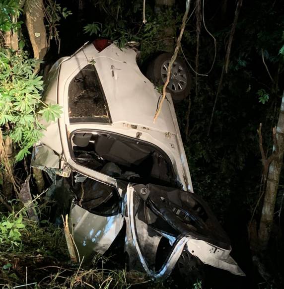 Grave acidente na BR-25 em Saldanha Marinho deixa dois feridos - foto 2