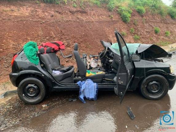 Colisão entre dois carros deixa cinco feridos entre Passo Fundo e Ernestina - foto 2