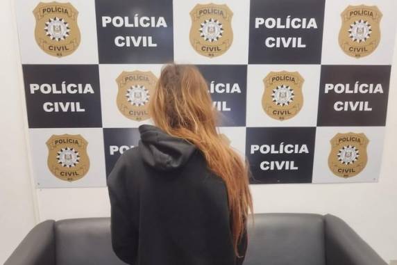 Corpo foi encontrado por coletores de lixo em sacola plástica dentro do caminhão