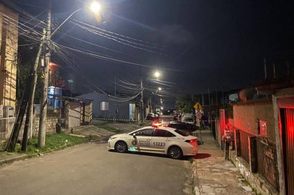 Criminosos estariam em busca de filho da vítima