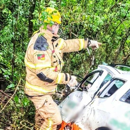 Grave acidente na BR-285, localidade de Esquina Gaúcha em Santo Ângelo - foto 4