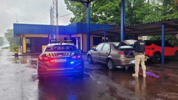 PRF e Brigada Militar prendem dois traficantes em Sarandi - foto 2