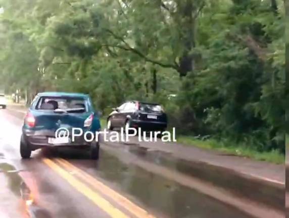 Acidente envolve três carros e uma moto na BR-472 em Santo Cristo - foto 2