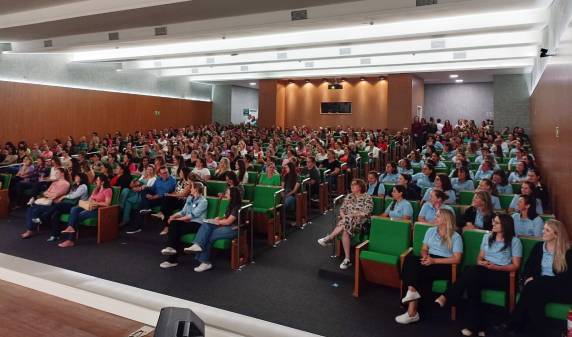 Apae promove palestra sobre funções e responsabilidades da sociedade, família e escola com as pessoas com deficiência - foto 4