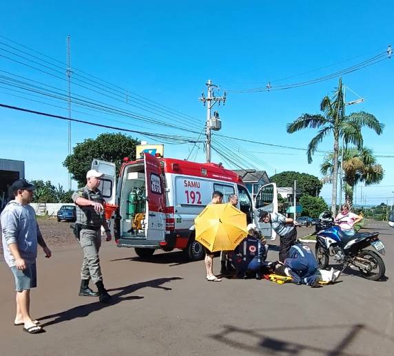 Acidente aconteceu no início da manhã desta segunda-feira, na avenida Farroupilha