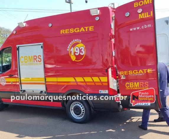 O condutor da moto perdeu o controle ao contornar o trevo