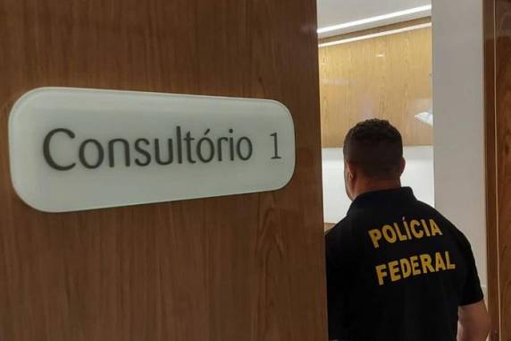 Investigados são concursados e recebem salários entre R$ 14 e R$ 31 mil