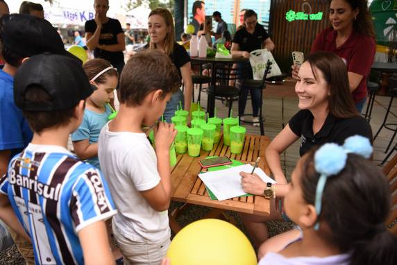 Ações educativas e divertidas marcaram o estande da Sicredi na FEICA - foto 6