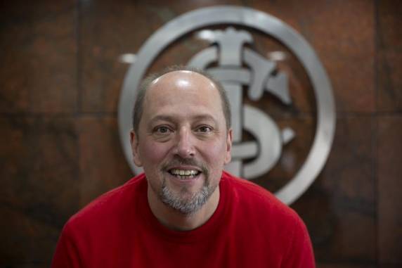 Alessandro Barcellos é reeleito presidente do Inter - foto 2