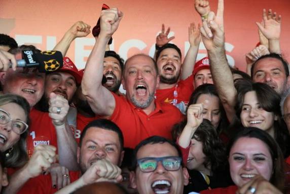 Alessandro Barcellos é reeleito presidente do Inter - foto 3