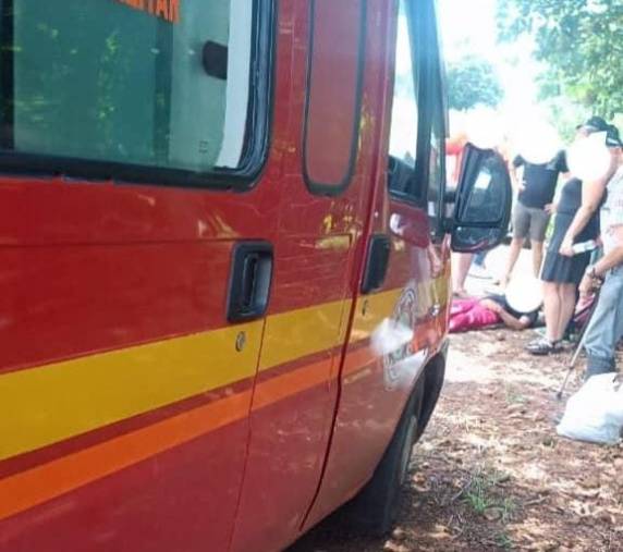 Condutora da bicicleta foi encaminhada para o hospital