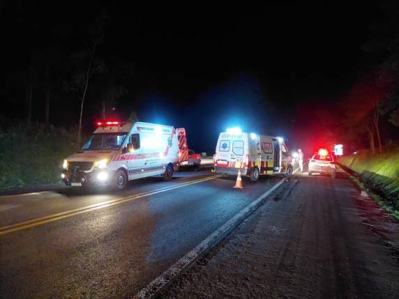 Mulher fica gravemente ferida em colisão envolvendo dois carros na BR-386 em Tio Hugo - foto 4
