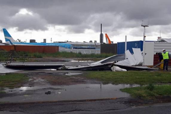 Tempestade provoca ao menos 13 mortes na Argentina - foto 3