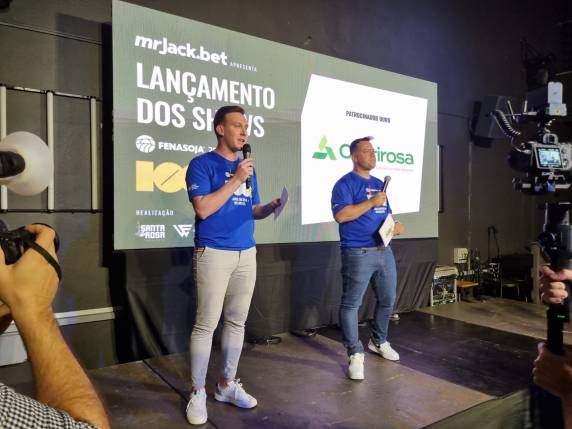 Ana Castela, Bruno & Marrone e Raça Negra são confirmados pela Fenasoja - foto 4