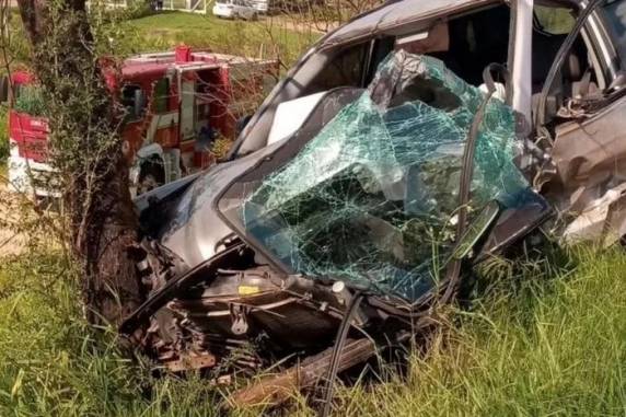 Acidente com três veículos mata uma pessoa e causa lentidão na BR-290 - foto 3