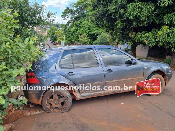 Acidente com danos materiais envolve dois veículos no bairro Oriental - foto 3