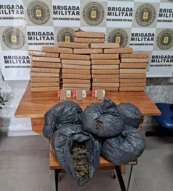 O prejuízo estabelecido ao crime com essa ação da polícia em favor da sociedade é próximo de R$ 900 mil