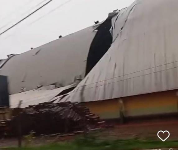 Temporal de grande intensidade atinge Três de Maio e região - foto 3