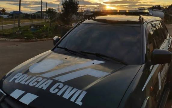 No corpo, policiais localizaram ferimentos de projéteis de arma de fogo. Caso aconteceu em Xaxim, cidade a 300 km de Florianópolis.