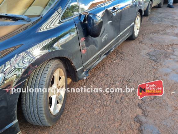 Colisão com danos materiais envolve carro e moto no Centro de Três de Maio - foto 3