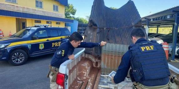 Droga estava escondida em uma S10, com placas de Caarapó, município do Mato Grosso do Sul