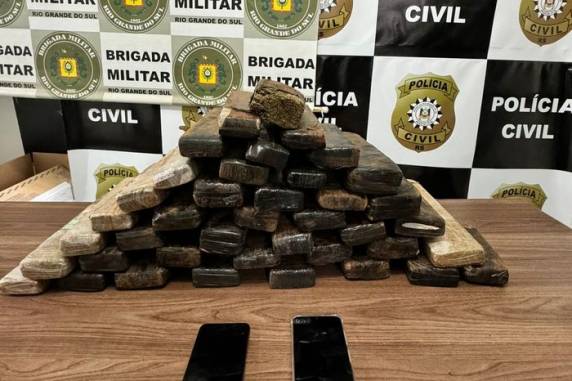 Casa seria ponto de venda e distribuição de drogas regional