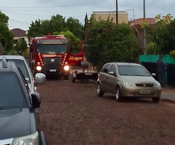 Em Cândido Godói uma igreja ficou destruída pela força do vento
