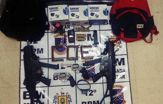Segundo a polícia, Osoni da Conceição, conhecido como Dudu, usava nome falso e estava foragido desde 2020, quando rompeu a tornozeleira eletrônica e fugiu de Caxias do Sul