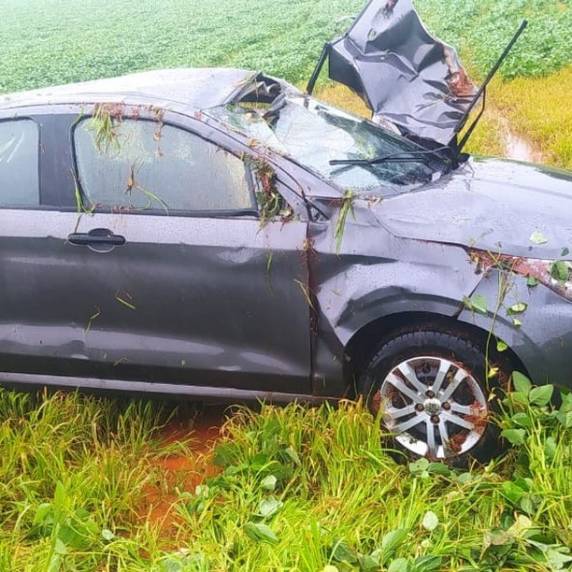 Duas pessoas ficam feridas em acidente de trânsito na BR-285 - foto 2