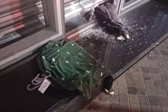 Segundo a polícia, ele tem 25 passagens por furtos