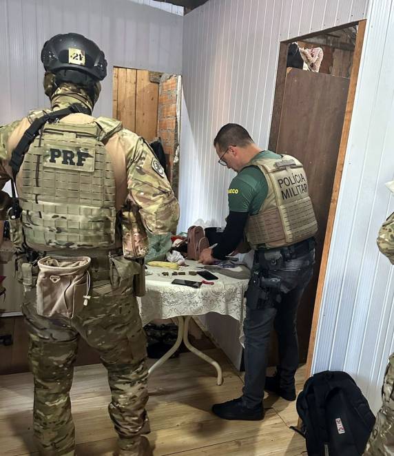 PRF participa de operação do GAECO contra organização criminosa no Oeste de SC - foto 6