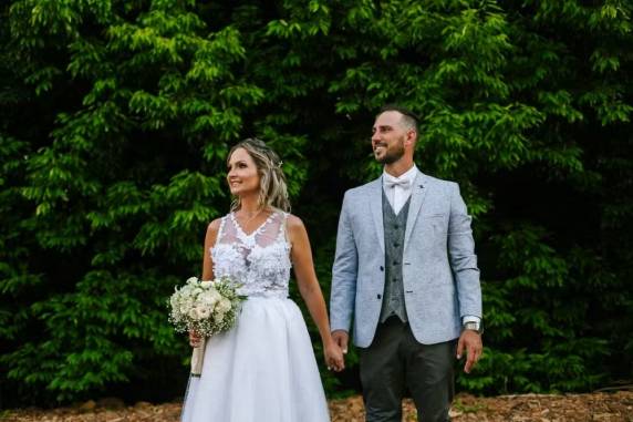 Noivo deixa festa do próprio casamento após casa dele ser invadida por criminosos em SC - foto 2