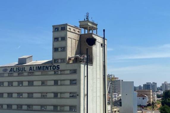 O acidente aconteceu na tarde da segunda-feira (5)