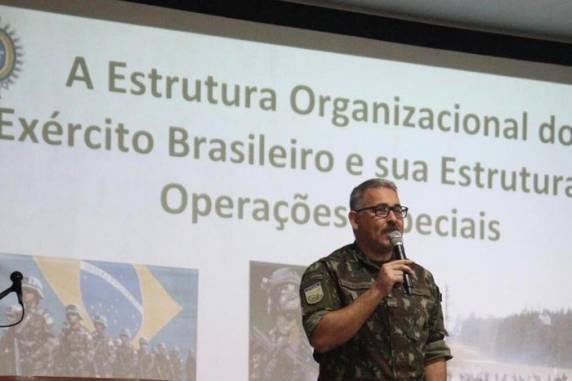 Coronel Bernardo Romão Correa Neto é alvo da operação que investiga a tentativa de golpe de Estado e abolição do Estado democrático de direito