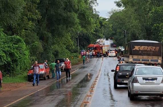 Homem morre após colisão e veículo cair no leito de um arroio, na RS-155 em Ijuí - foto 3