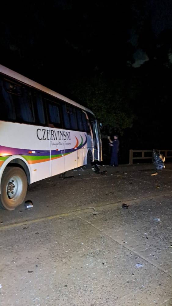 Motorista morre em acidente que envolveu uma caminhonete e dois ônibus, na RS-522 em Augusto Pestana - foto 2