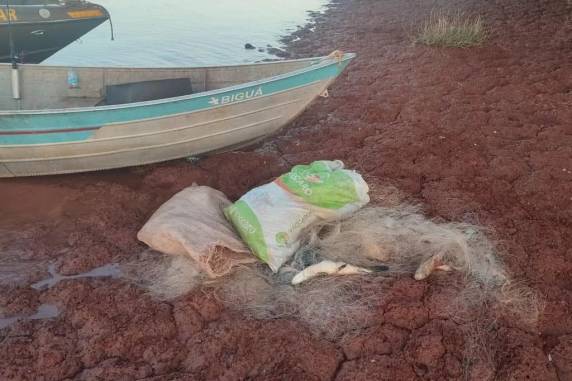 Durante a abordagem, um homem foi autuado por pesca ilegal